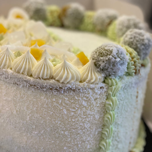 Es Teler Klepon Ondeh Cake (Half/Half)